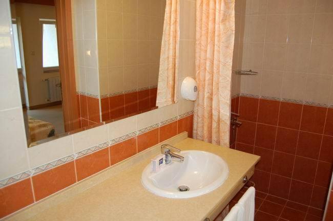 Hotel Seasons Trjawna Exterior foto