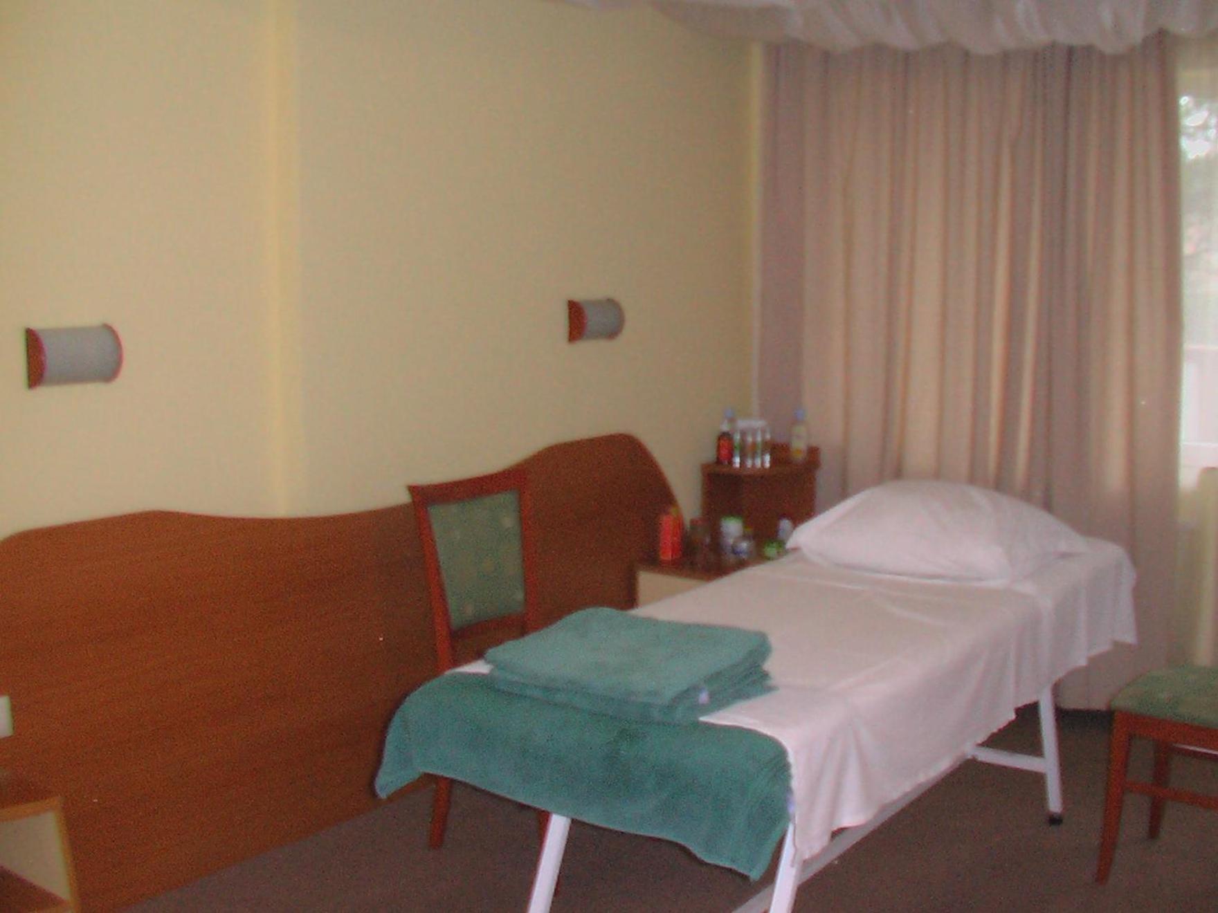 Hotel Seasons Trjawna Exterior foto
